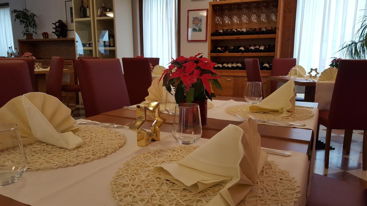 Hotel&Wellness Patriarca San Vito al Tagliamento Esterno foto